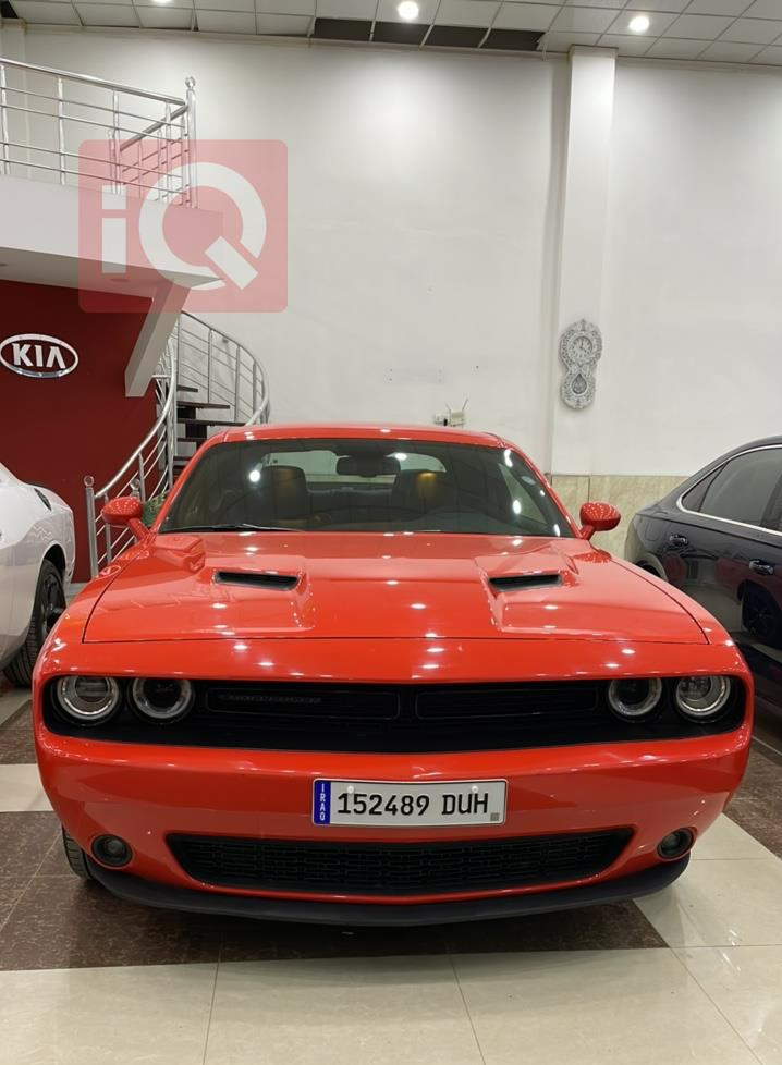 Dodge Challenger